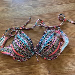 Victoria’s Secret 36 c bikini top
